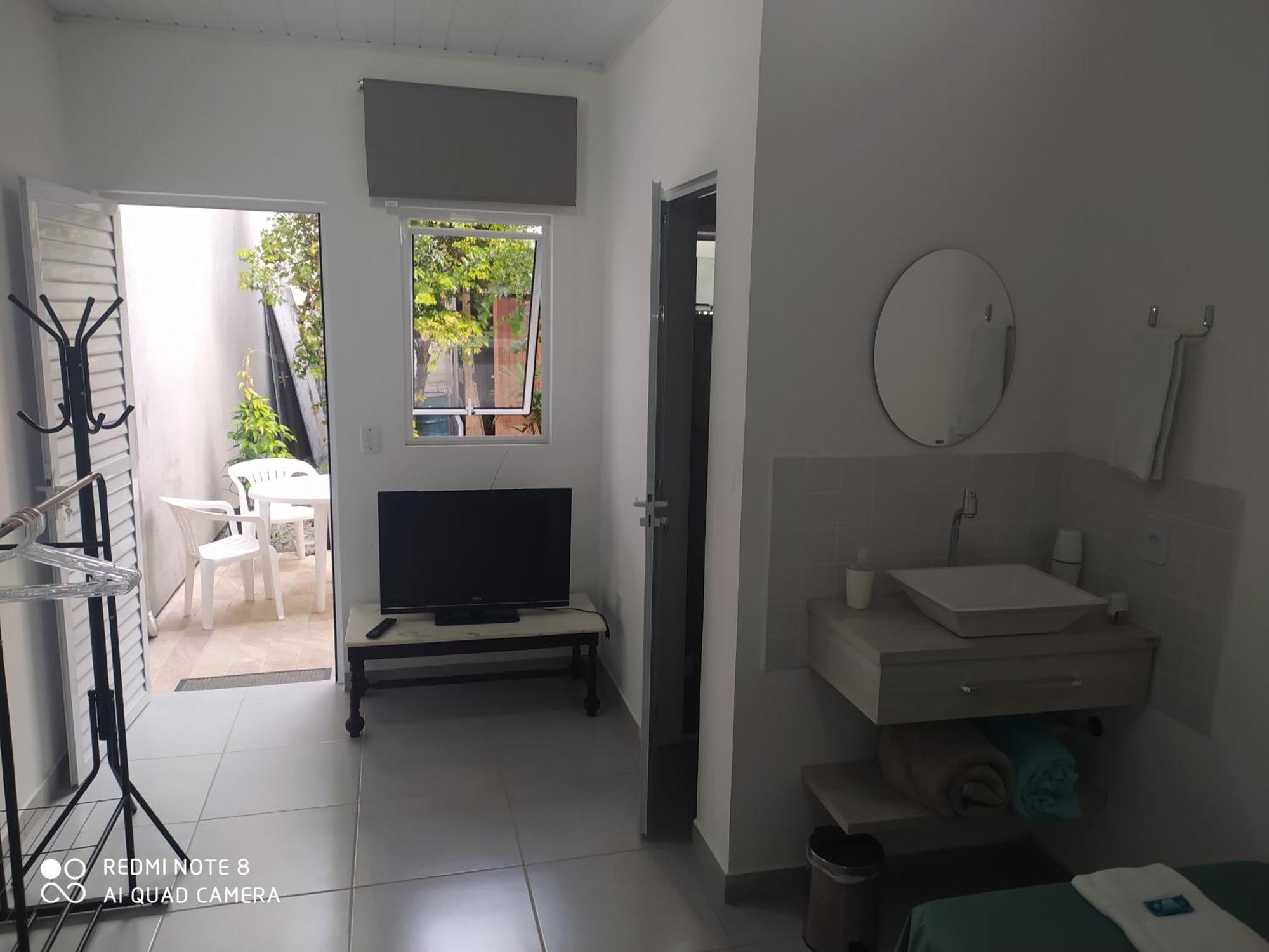 ItajaíPousada Casa Verde - Quartos Individuais - Smart Tv 32 - E Banheiro Privativoアパートメント 部屋 写真
