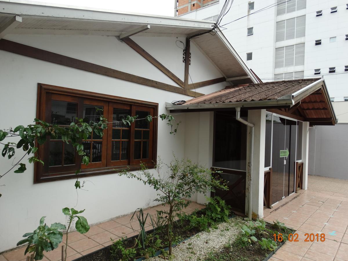 ItajaíPousada Casa Verde - Quartos Individuais - Smart Tv 32 - E Banheiro Privativoアパートメント エクステリア 写真