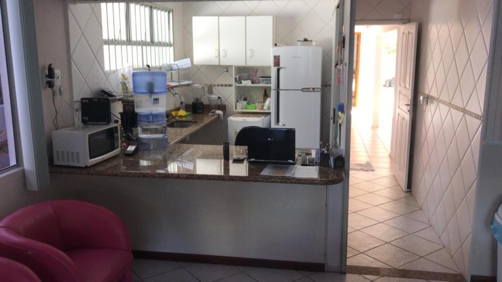 ItajaíPousada Casa Verde - Quartos Individuais - Smart Tv 32 - E Banheiro Privativoアパートメント エクステリア 写真